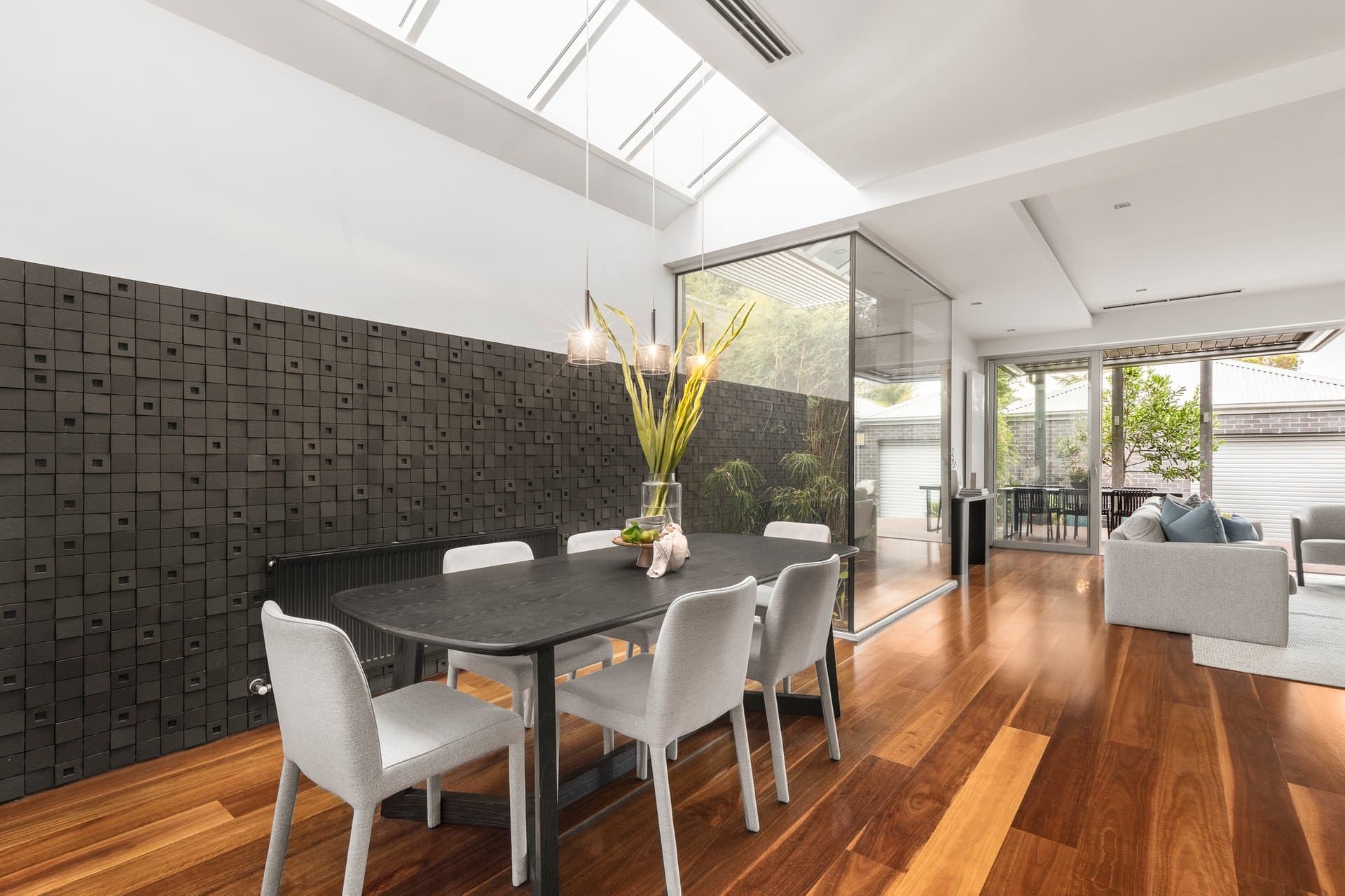 31 Invermay Grove, Hawthorn East - Thumbnail 5
