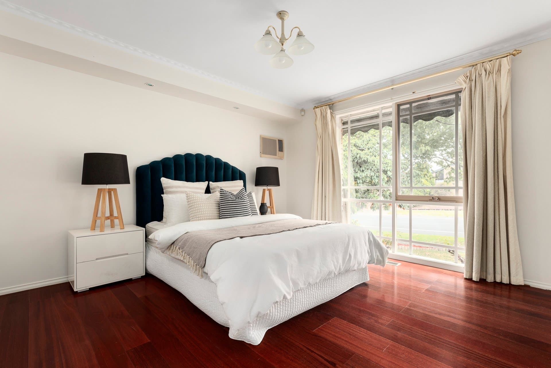 192 Blackwood Park Road, Rowville - Thumbnail 2