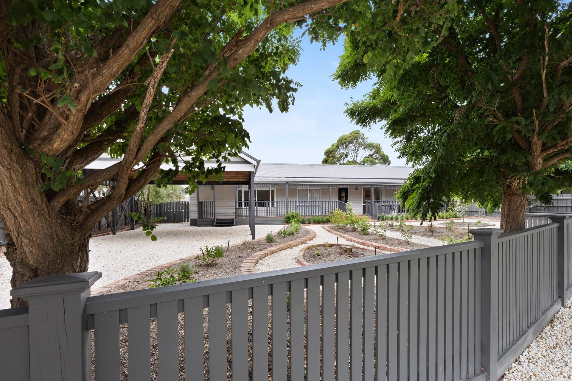 8 Vivian Way, Mount Martha - Image 1