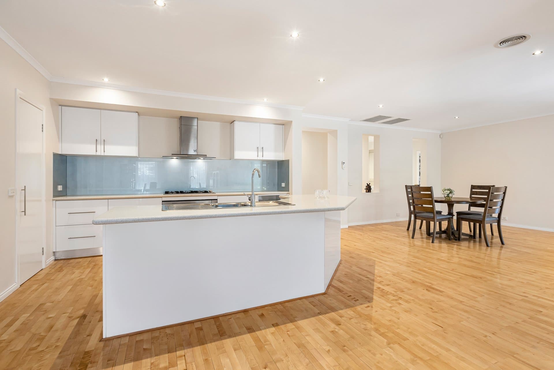 123 Waverley Road, Chadstone - Thumbnail 3
