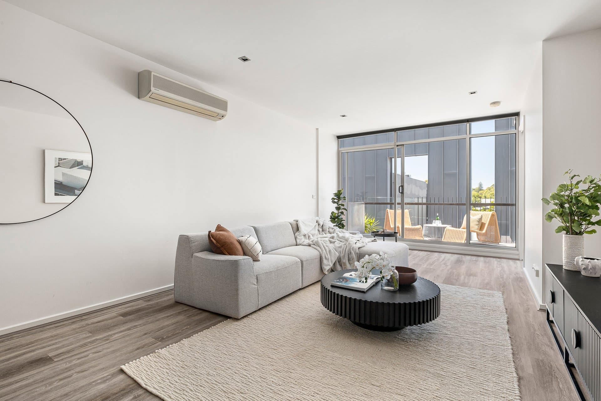 206/92 Kinkora Road, Hawthorn - Image 1