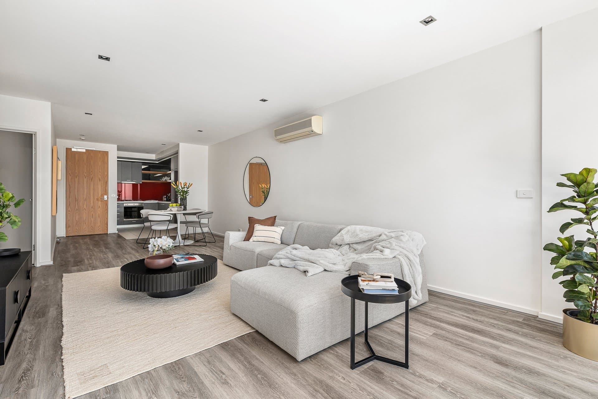 206/92 Kinkora Road, Hawthorn - Thumbnail 2