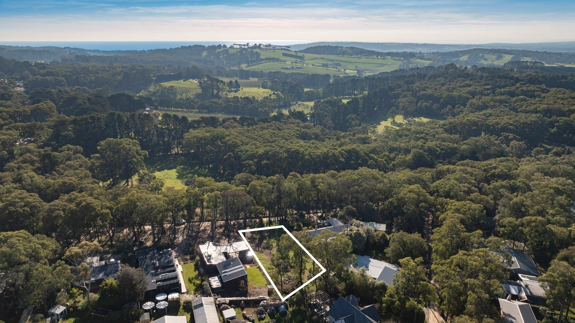 17 Station Road, Red Hill - Image 1