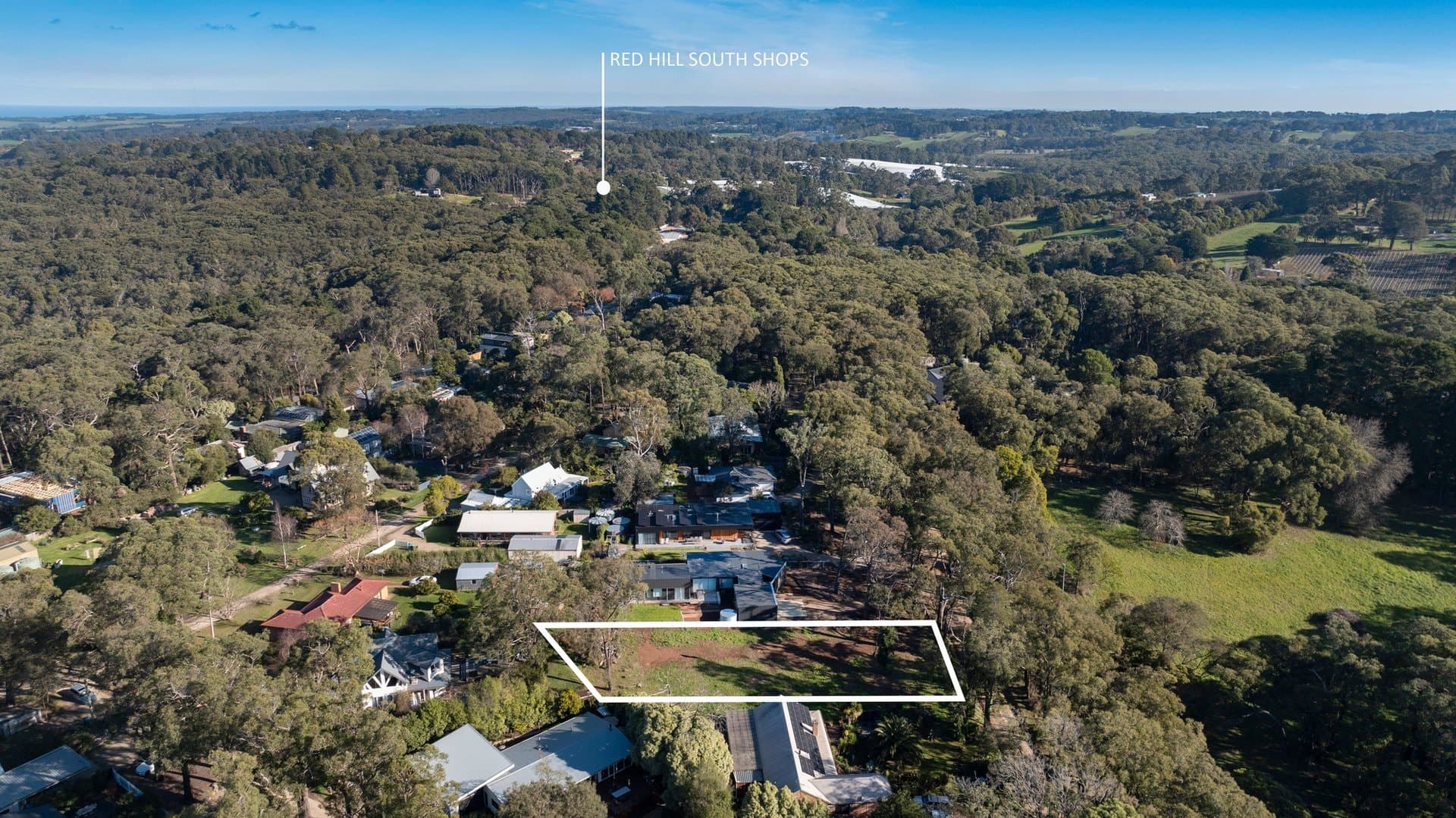 17 Station Road, Red Hill - Thumbnail 2