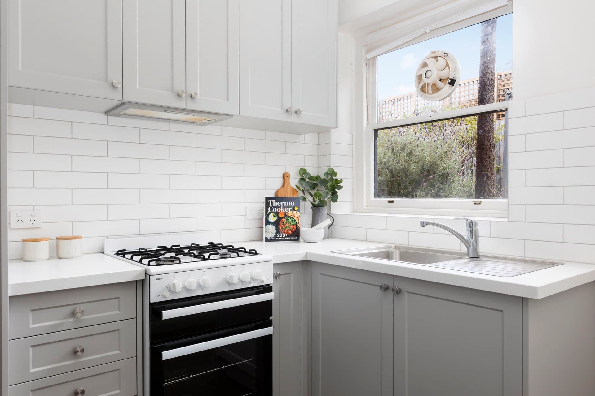 5/18 Riversdale Road, Hawthorn - Thumbnail 2