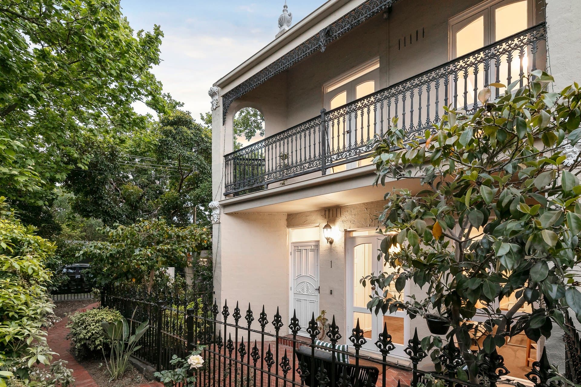 1/44-46 Auburn Grove, Hawthorn East - Thumbnail 2