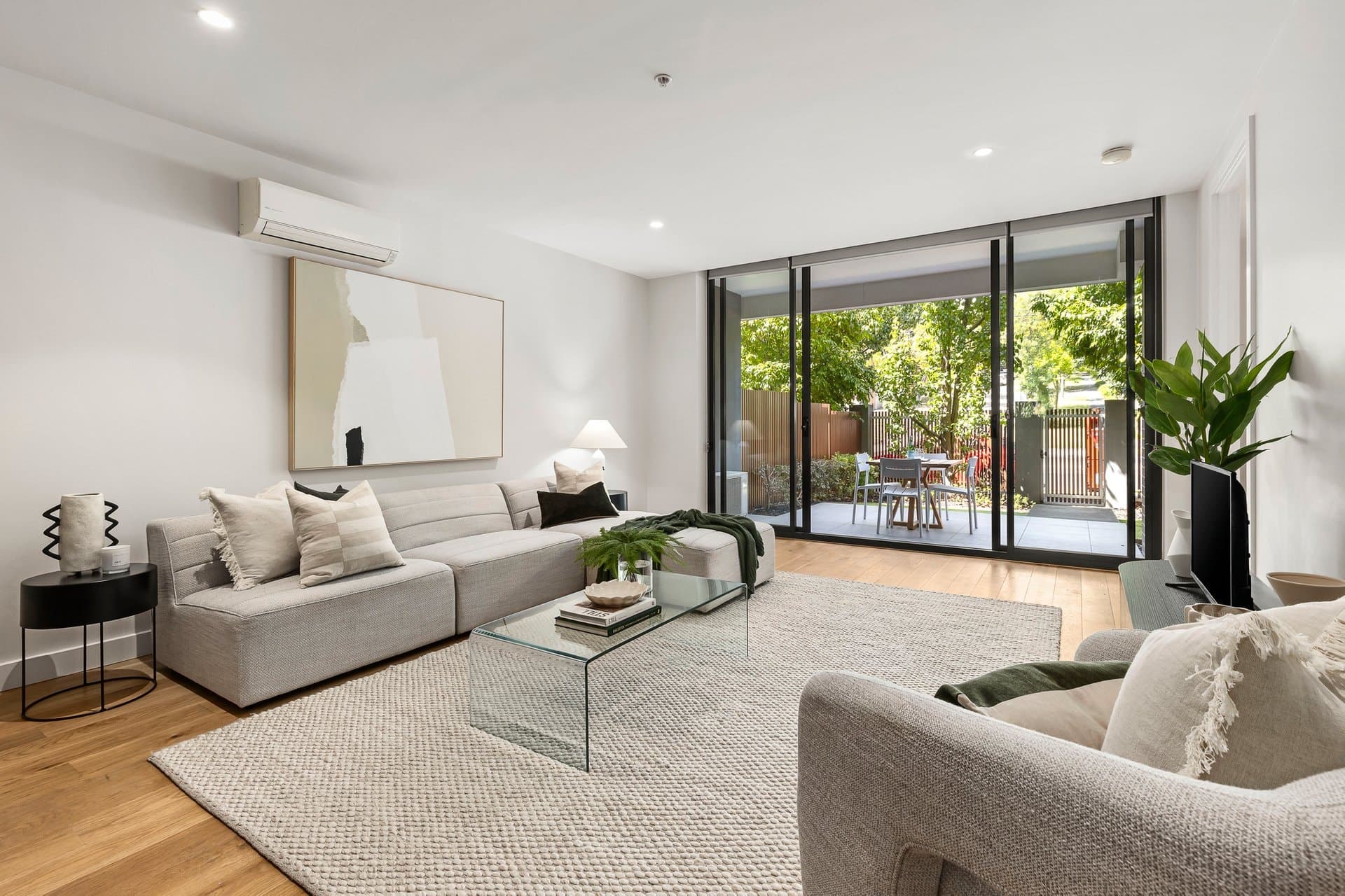 UG16 201 Whitehorse Road, Balwyn - Thumbnail 2