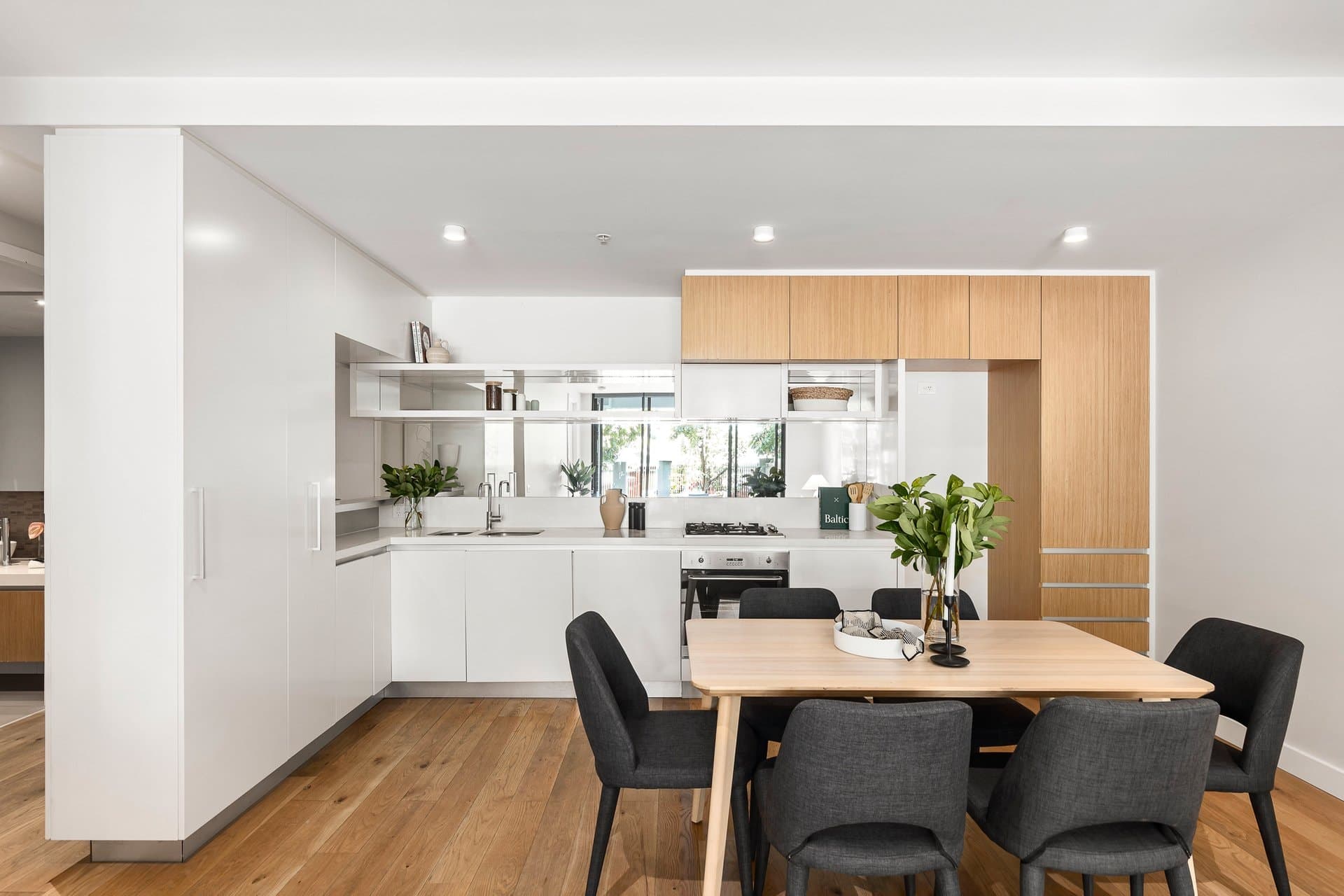 UG16 201 Whitehorse Road, Balwyn - Thumbnail 5