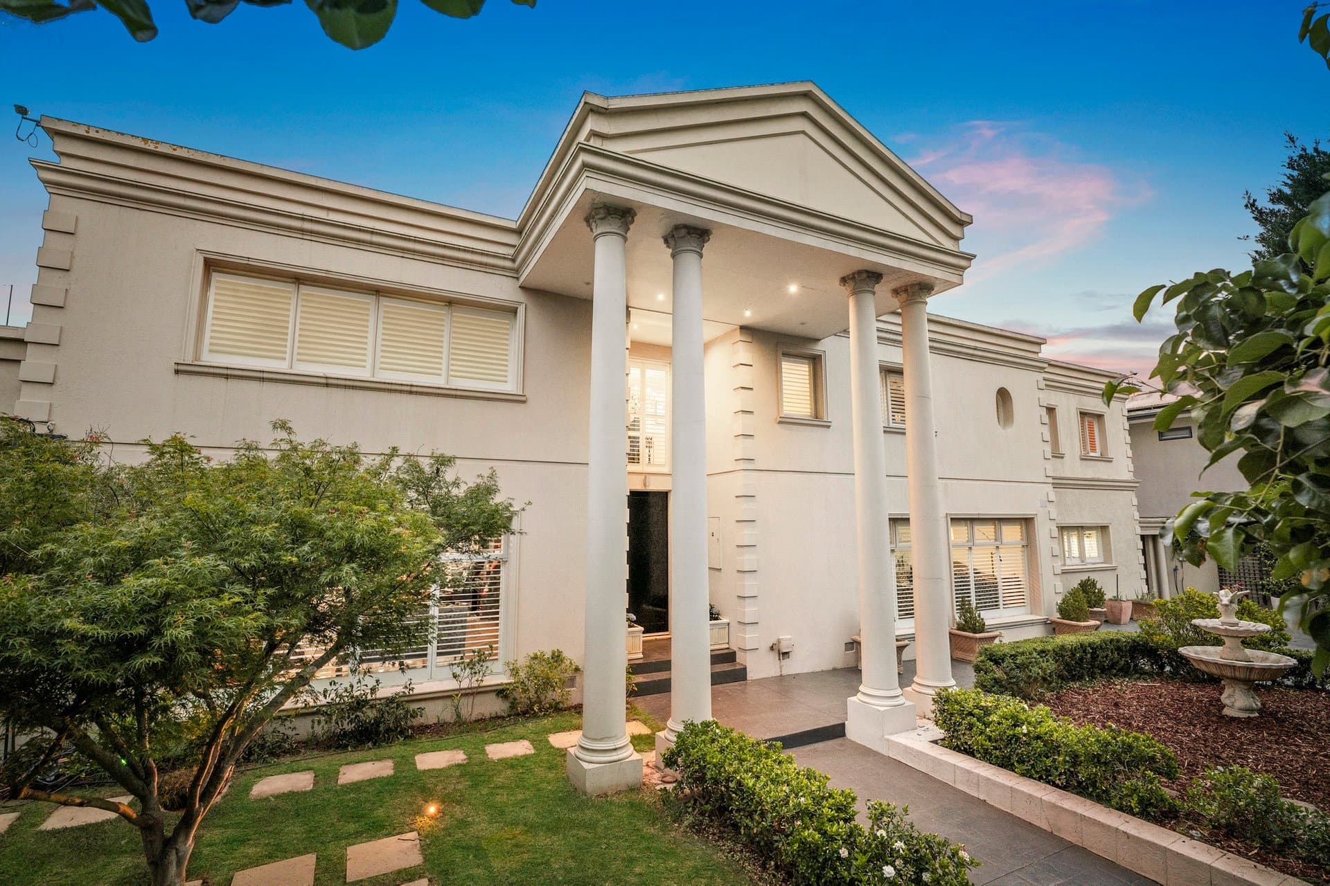 52-54 Great Valley Road, Glen Iris - Thumbnail 2