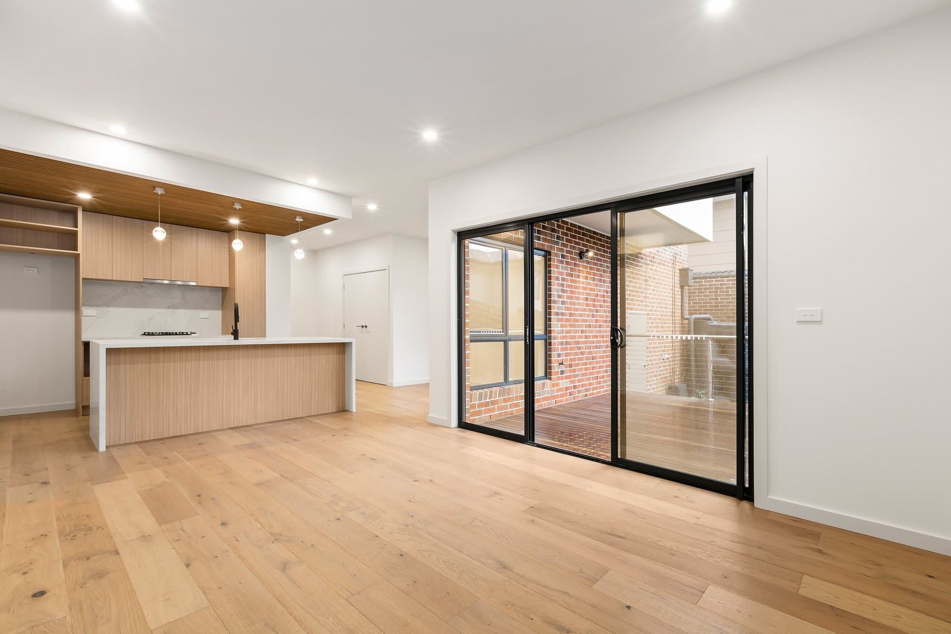 6/30-32 Boronia Grove, Doncaster East - Thumbnail 2