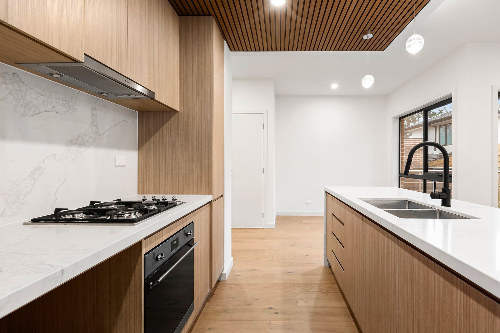 6/30-32 Boronia Grove, Doncaster East - Thumbnail 3