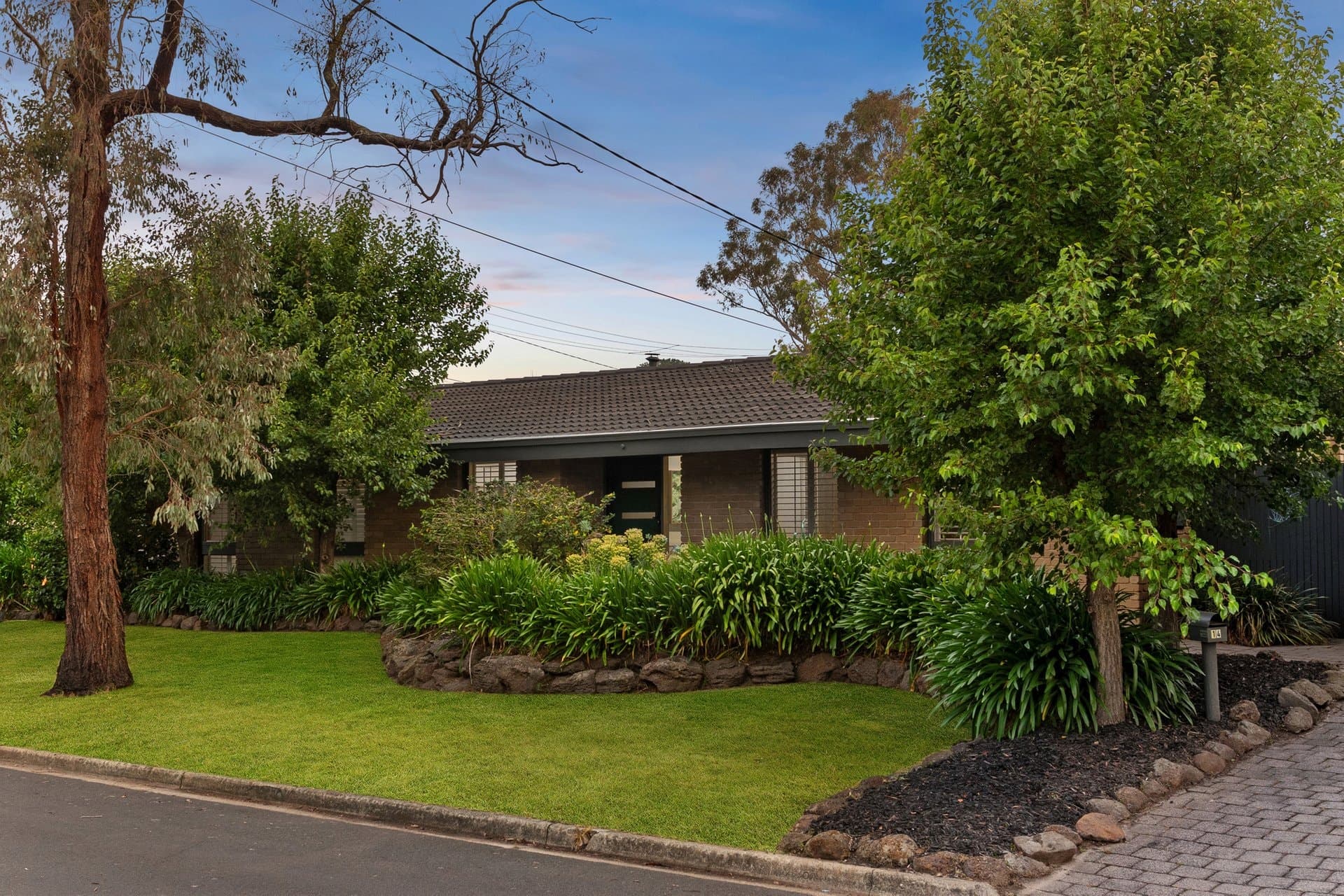 14 Warana Way, Mount Eliza - Thumbnail 2