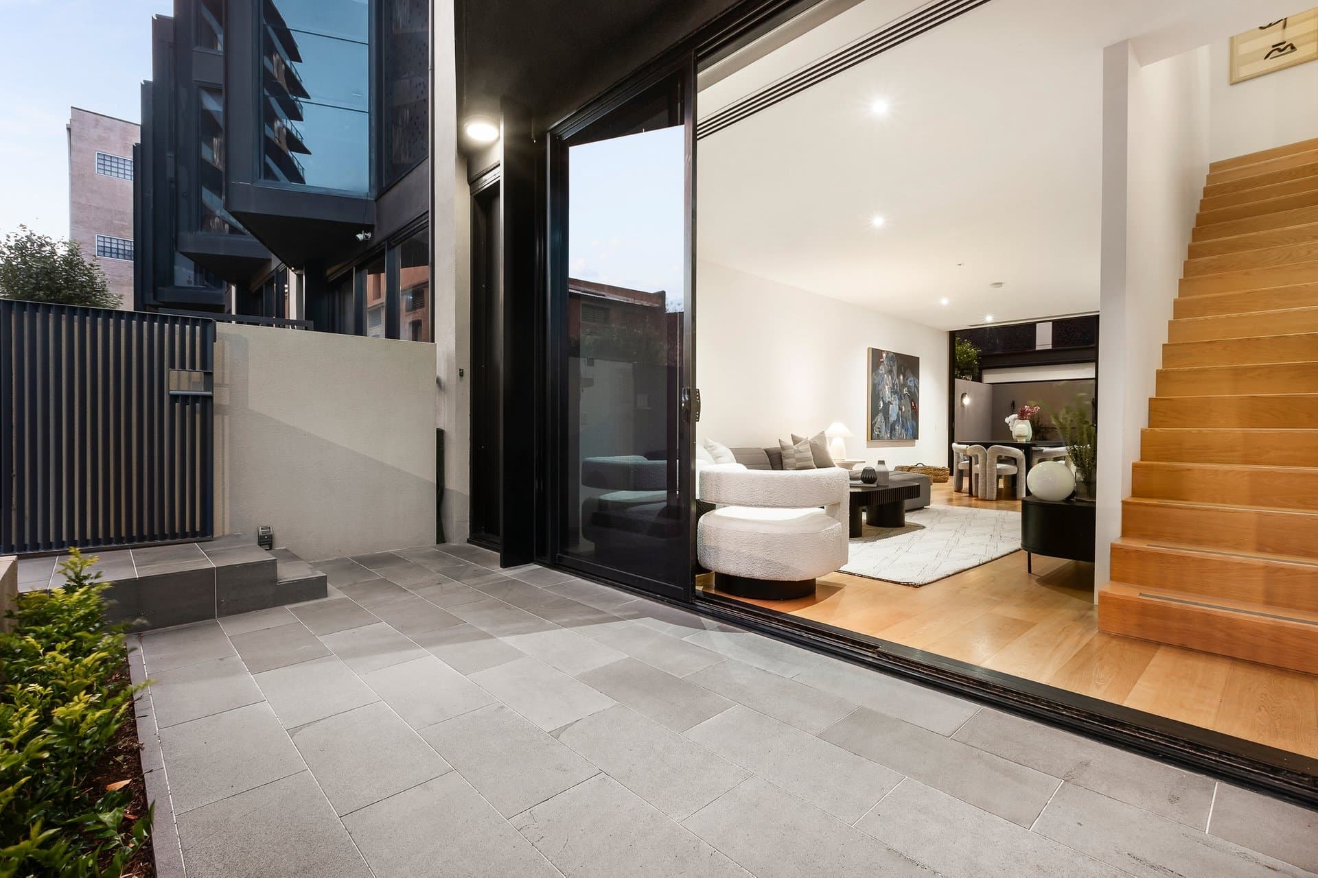 17F Stables Lane, South Yarra - Thumbnail 4