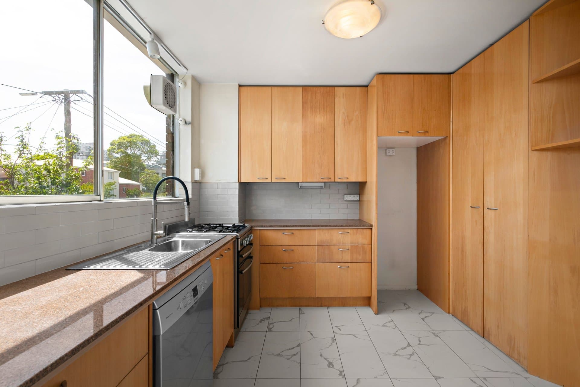2/2-4 Heather Street, South Melbourne - Thumbnail 5