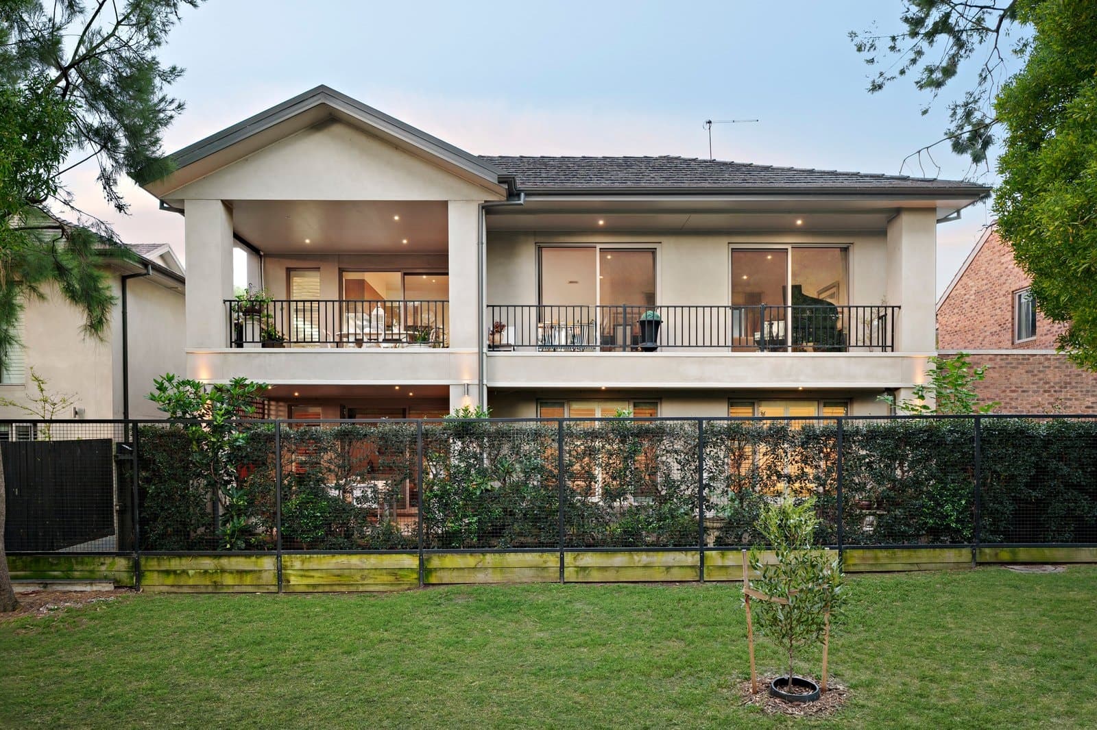 2/44 Warburton Road, Canterbury - Image 1