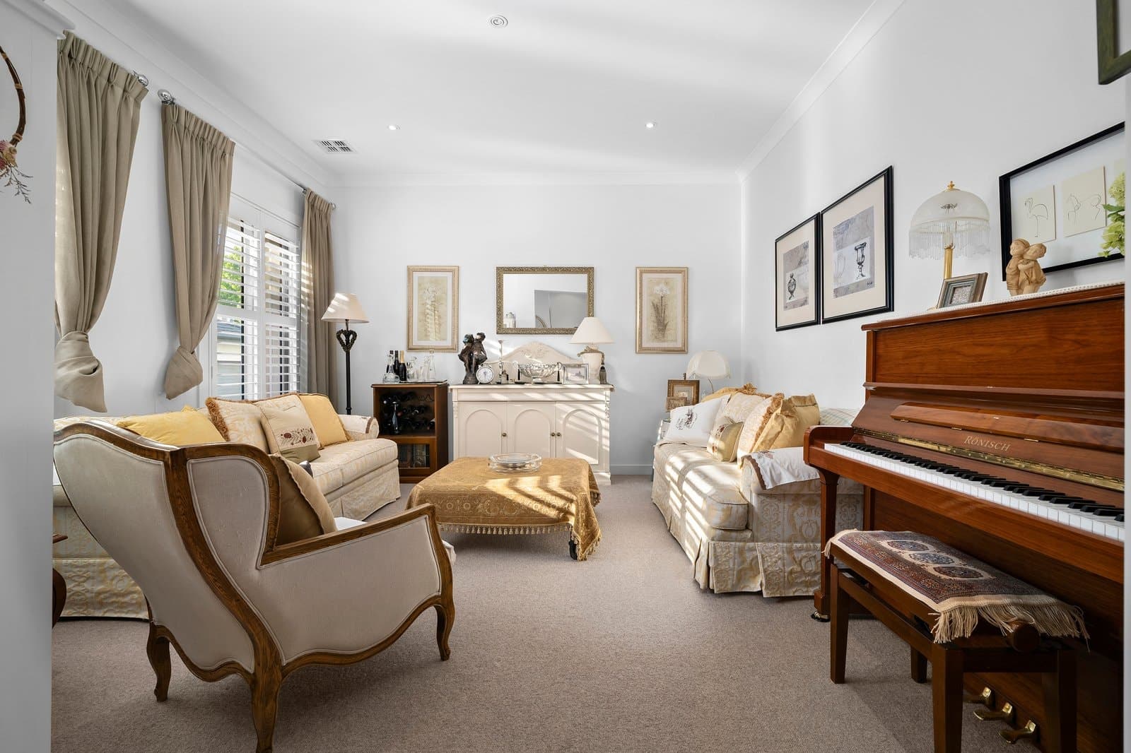 2/44 Warburton Road, Canterbury - Thumbnail 3