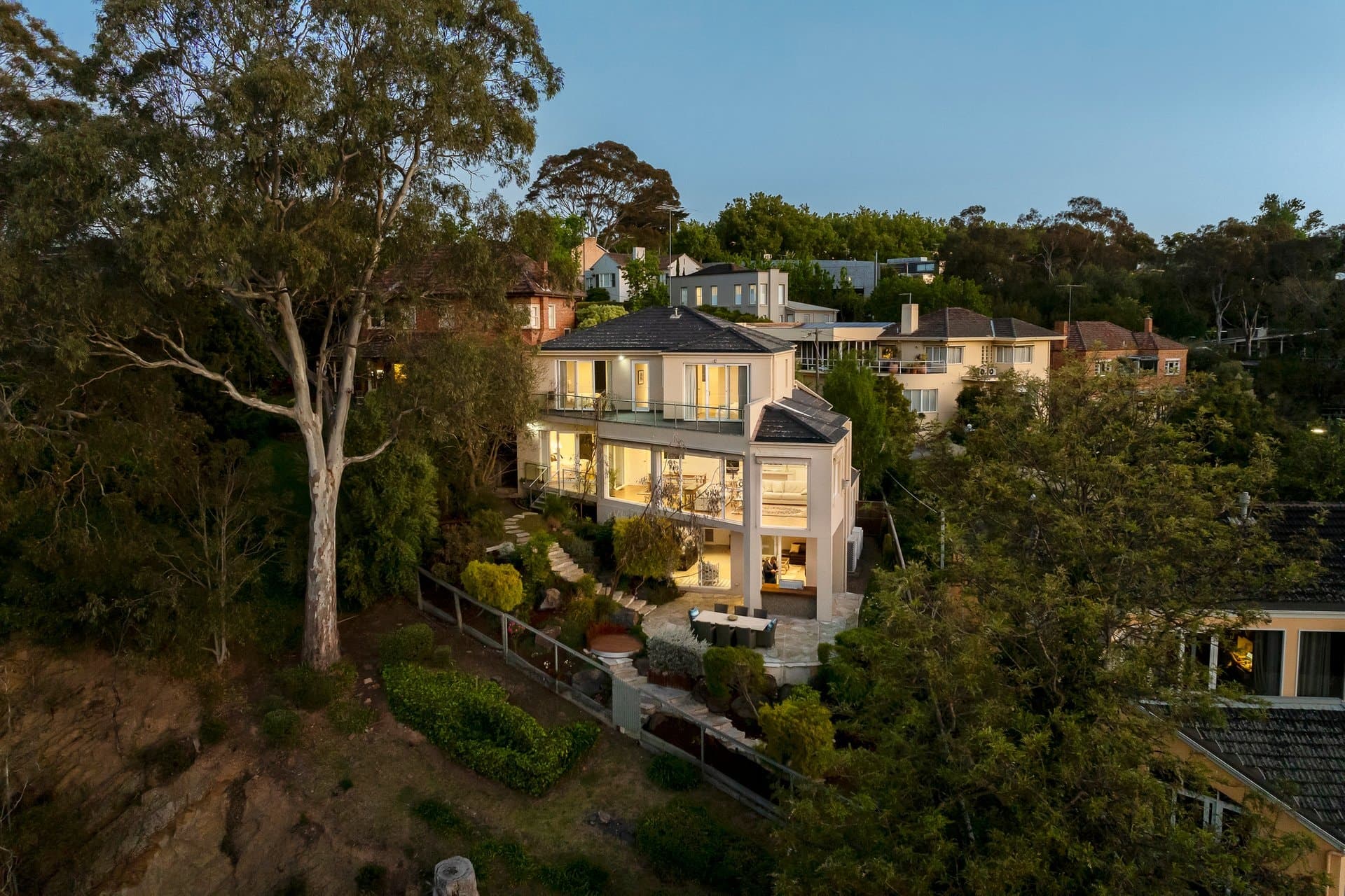 10 Milfay Avenue, Kew - Thumbnail 3