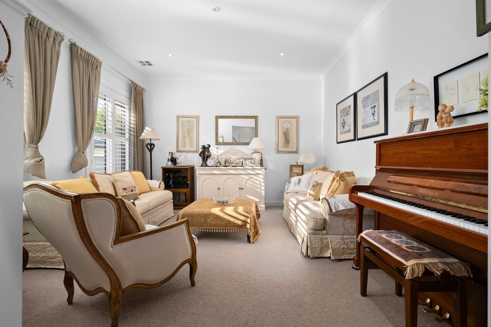 2/44 Warburton Road, Canterbury - Thumbnail 3
