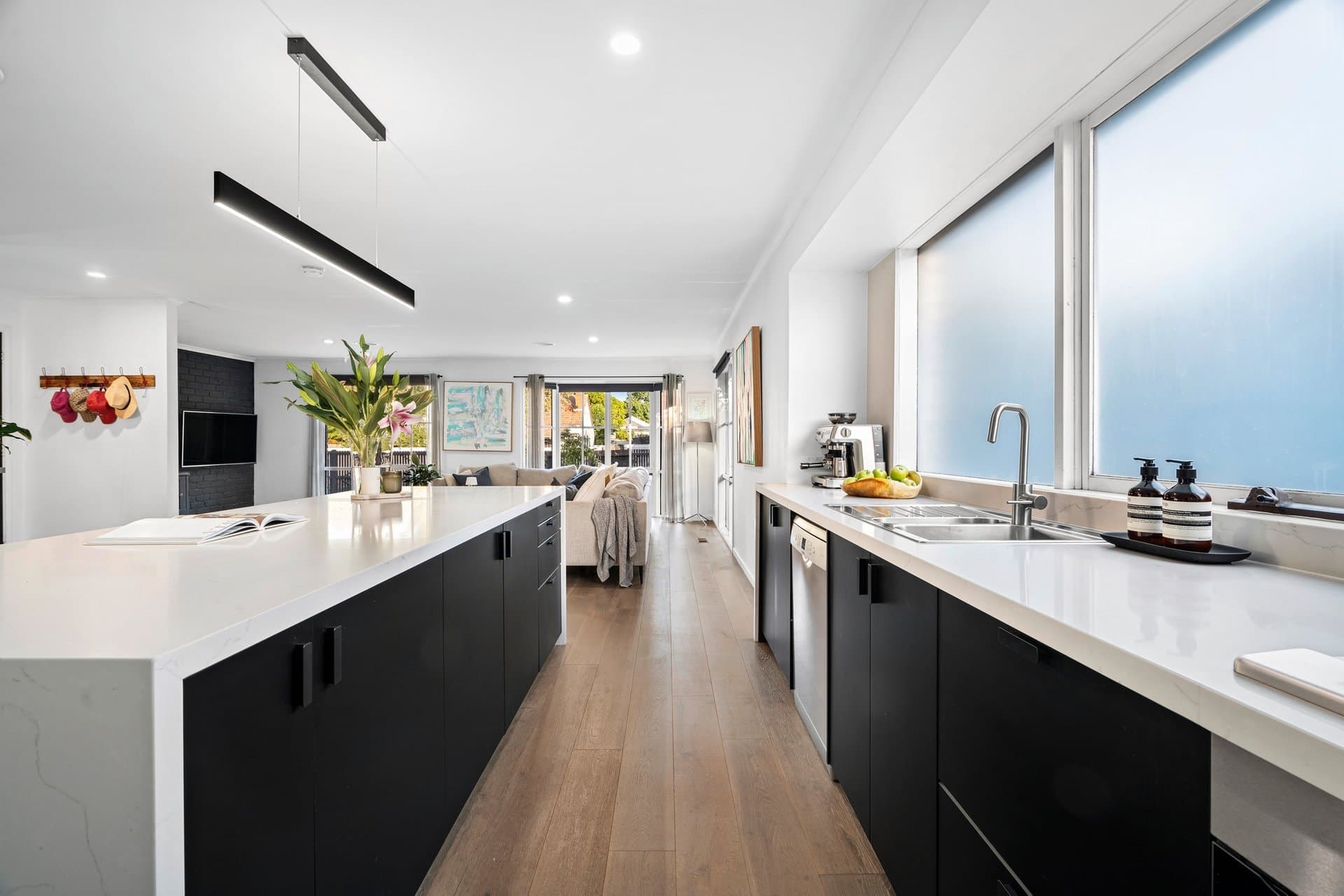 19 Roseberry Avenue, Brighton East - Thumbnail 8
