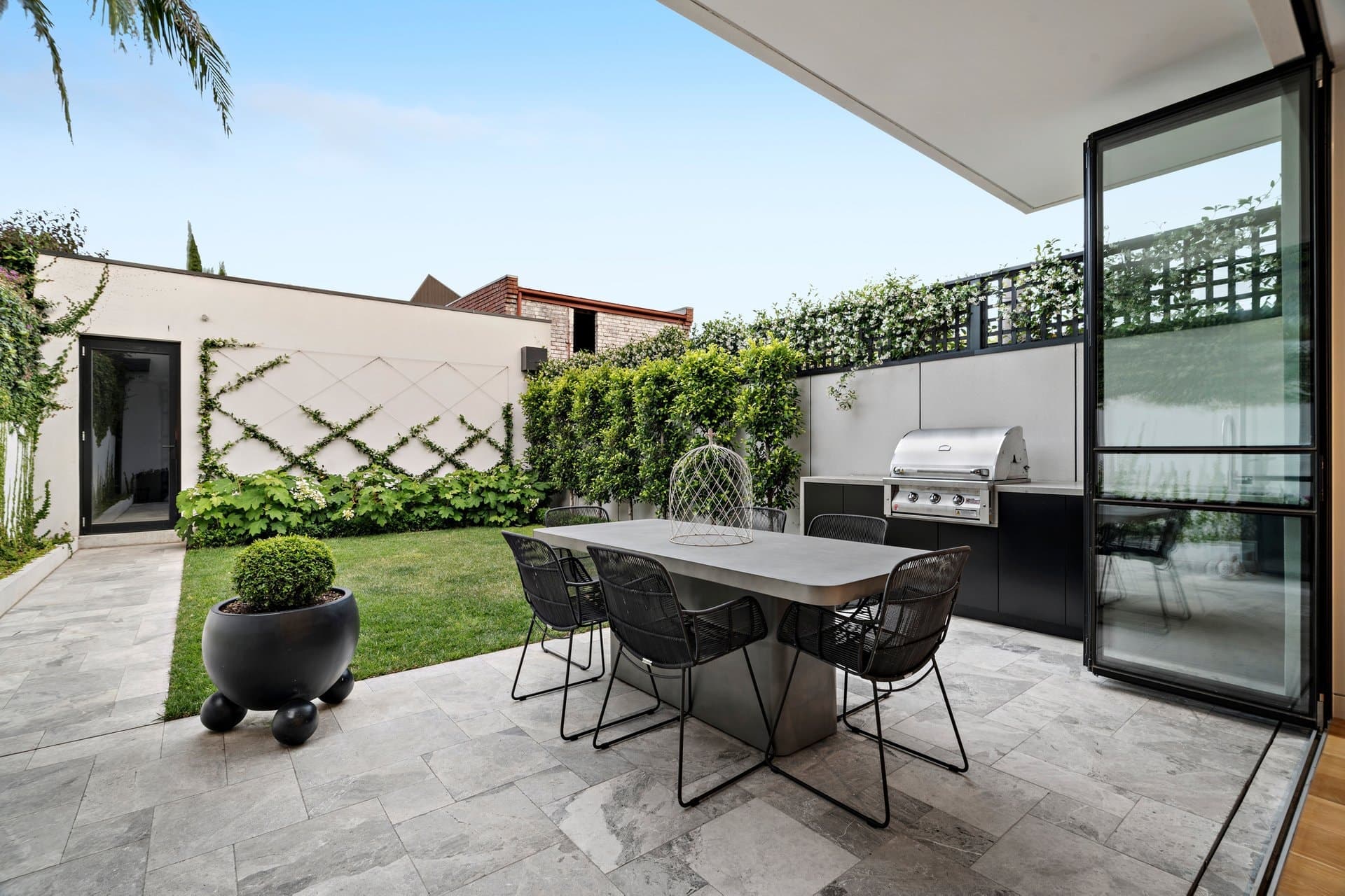 263 Richardson Street, Middle Park - Thumbnail 2