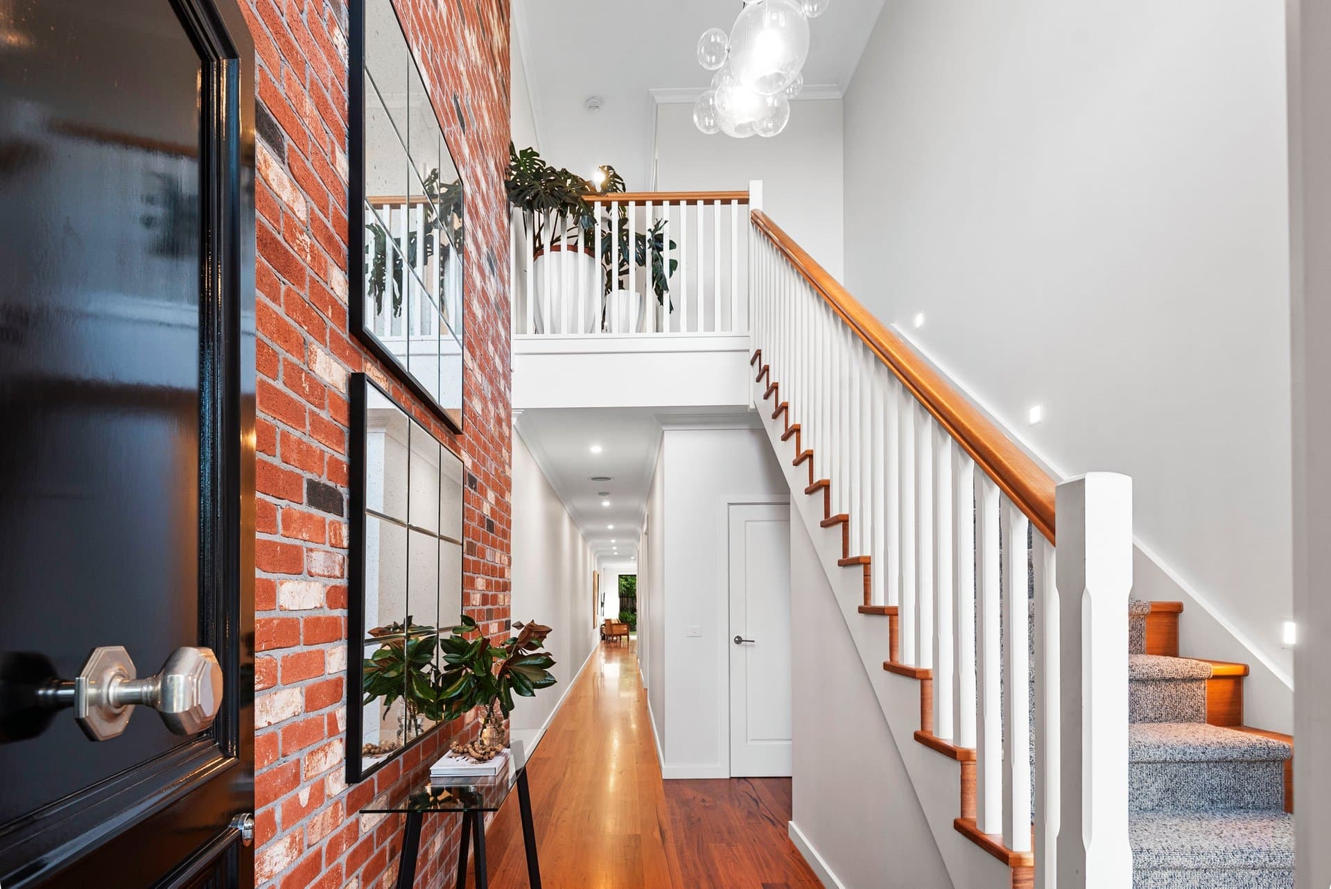 118 Gordon Street, Balwyn - Thumbnail 2