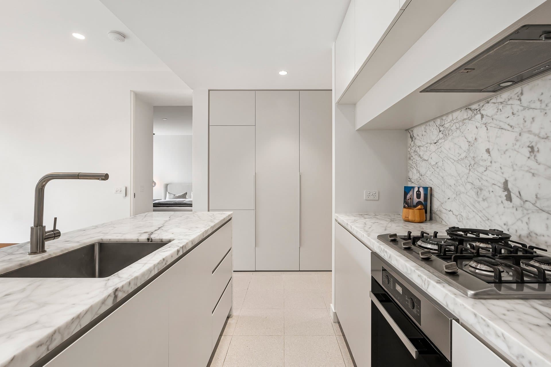 207/11 Jackson Street, St Kilda - Thumbnail 5