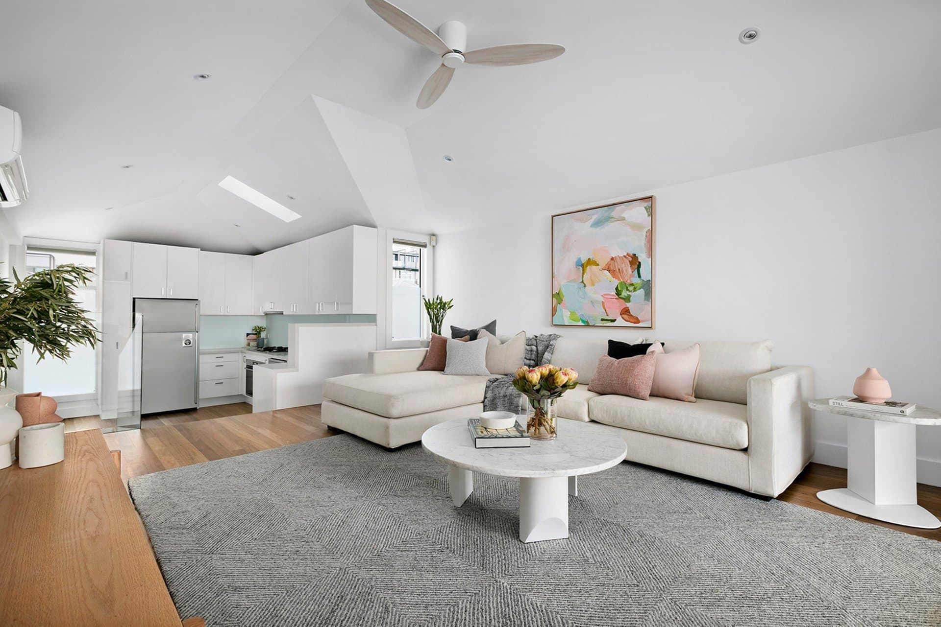 13 Beaconsfield Parade, Port Melbourne - Thumbnail 4