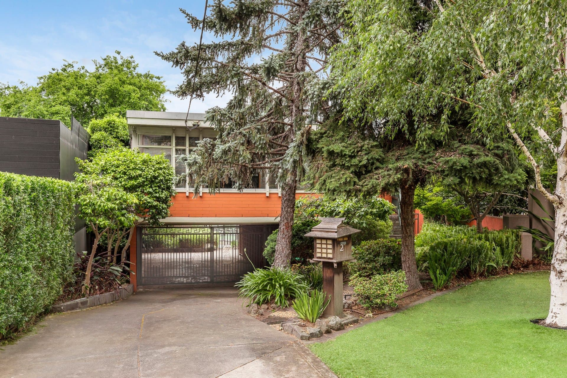 27 Tashinny Road, Toorak - Thumbnail 3