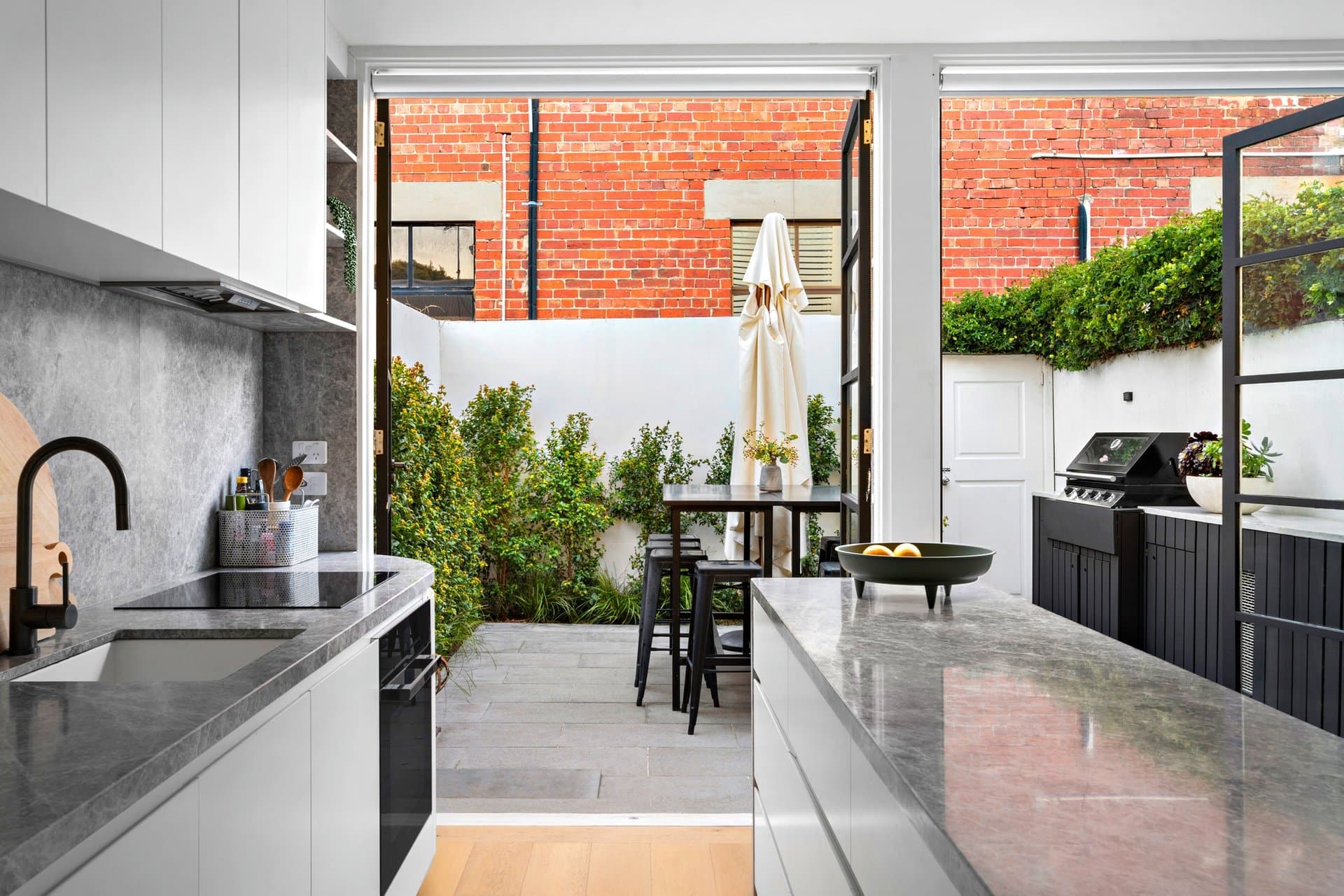 4 Faussett Street, Albert Park - Thumbnail 4