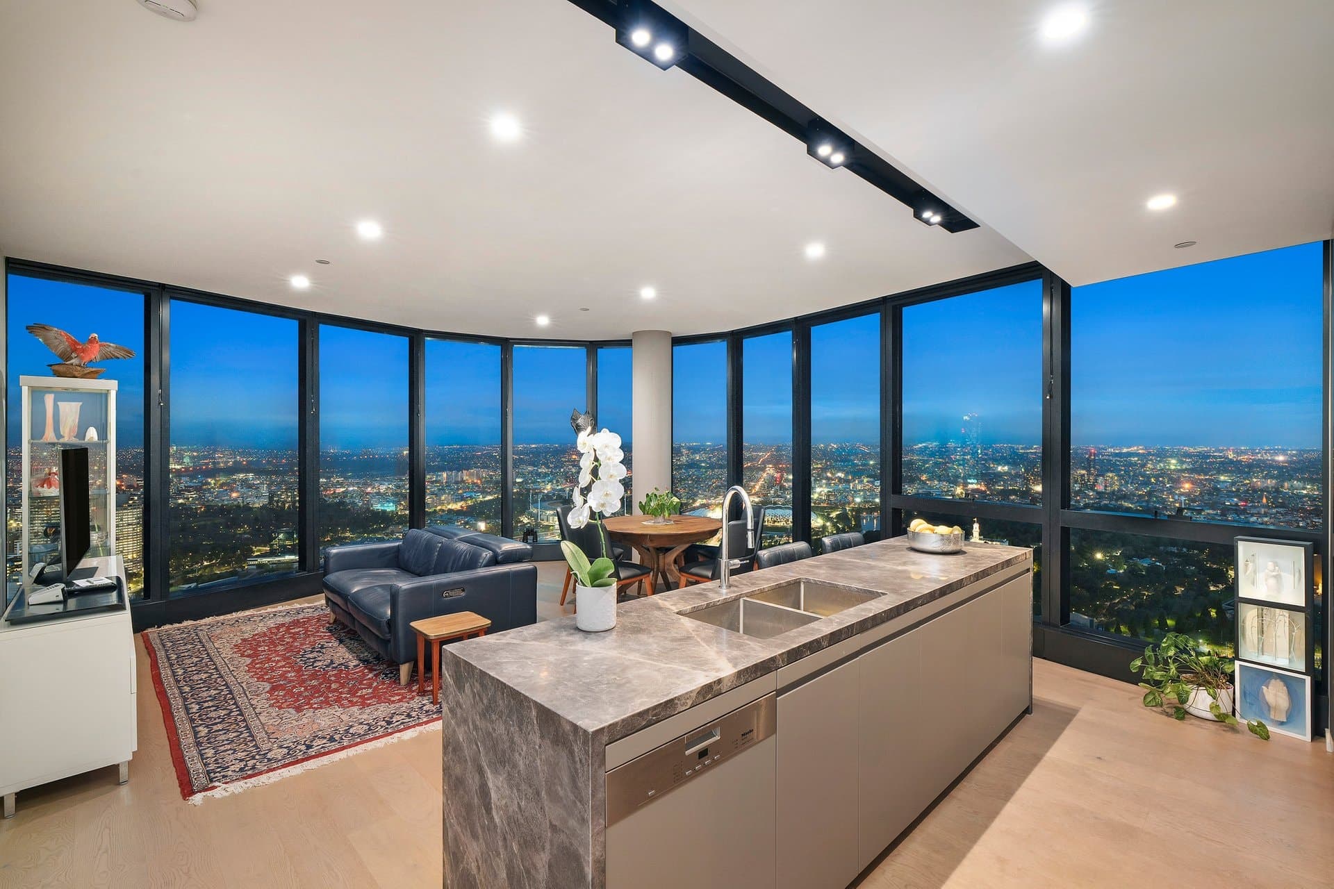 7403/70 Southbank Boulevard, Southbank - Thumbnail 6
