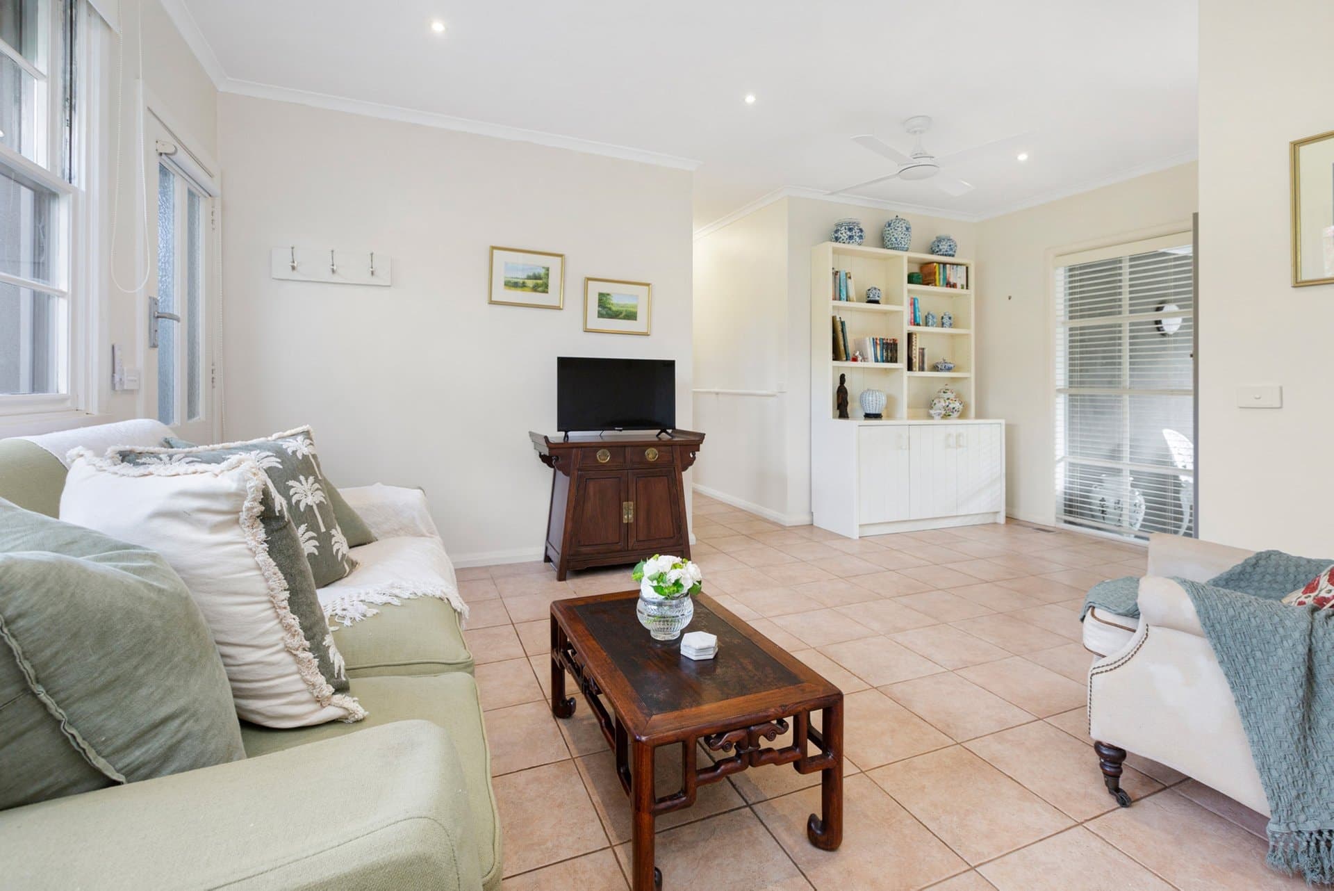 2/10 Coonara Avenue, Mount Eliza - Thumbnail 6
