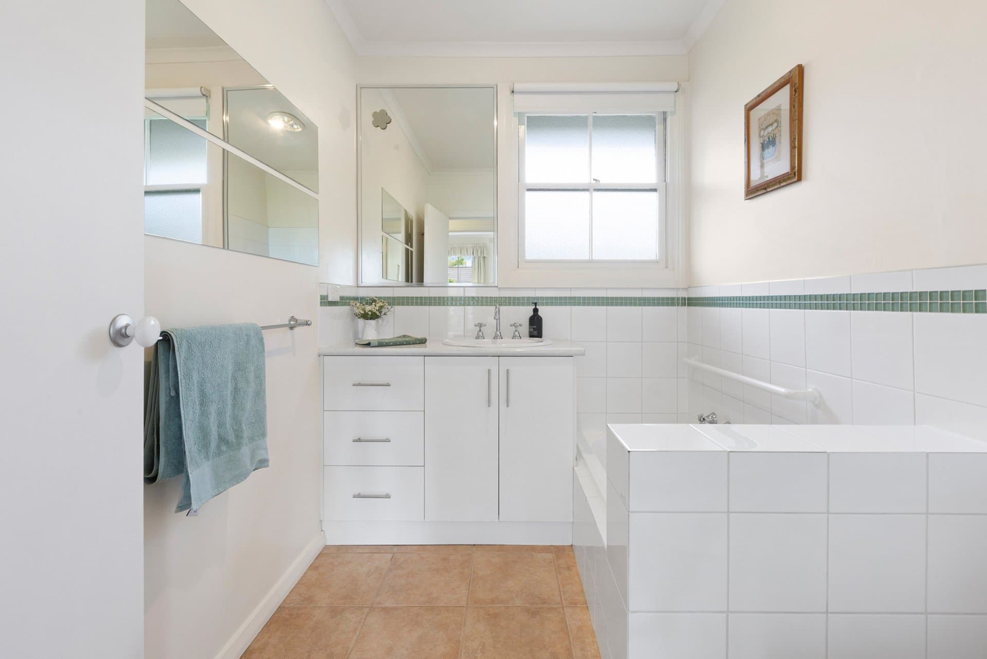 2/10 Coonara Avenue, Mount Eliza - Thumbnail 7