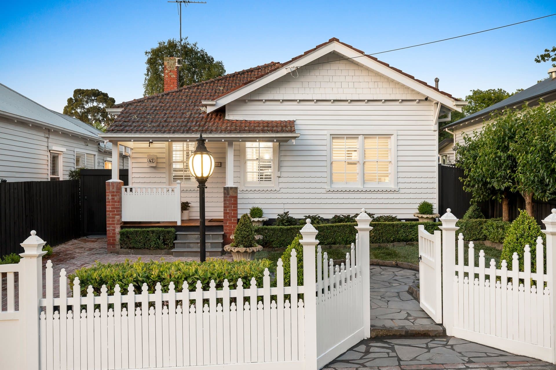 42 Empress Road, Surrey Hills - Image 1
