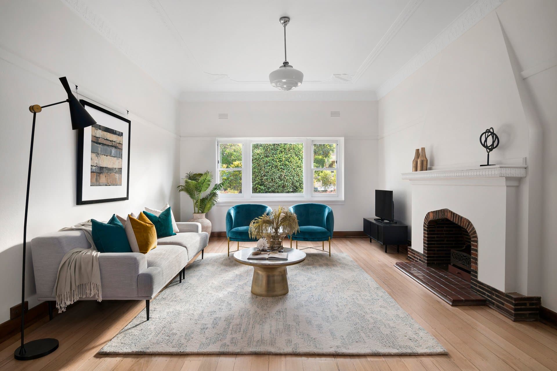 2045 Malvern Road, Malvern East - Thumbnail 2