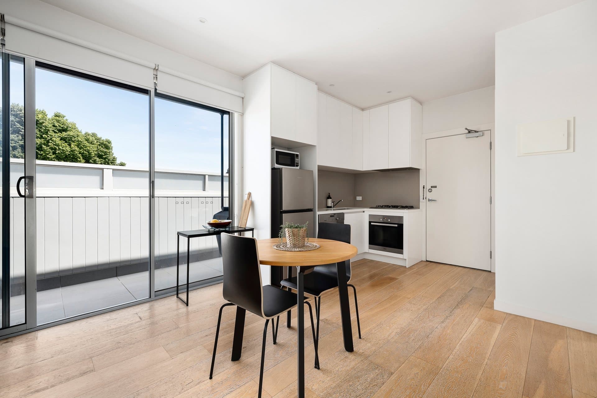 18/22 Wattle Road, Hawthorn - Thumbnail 2