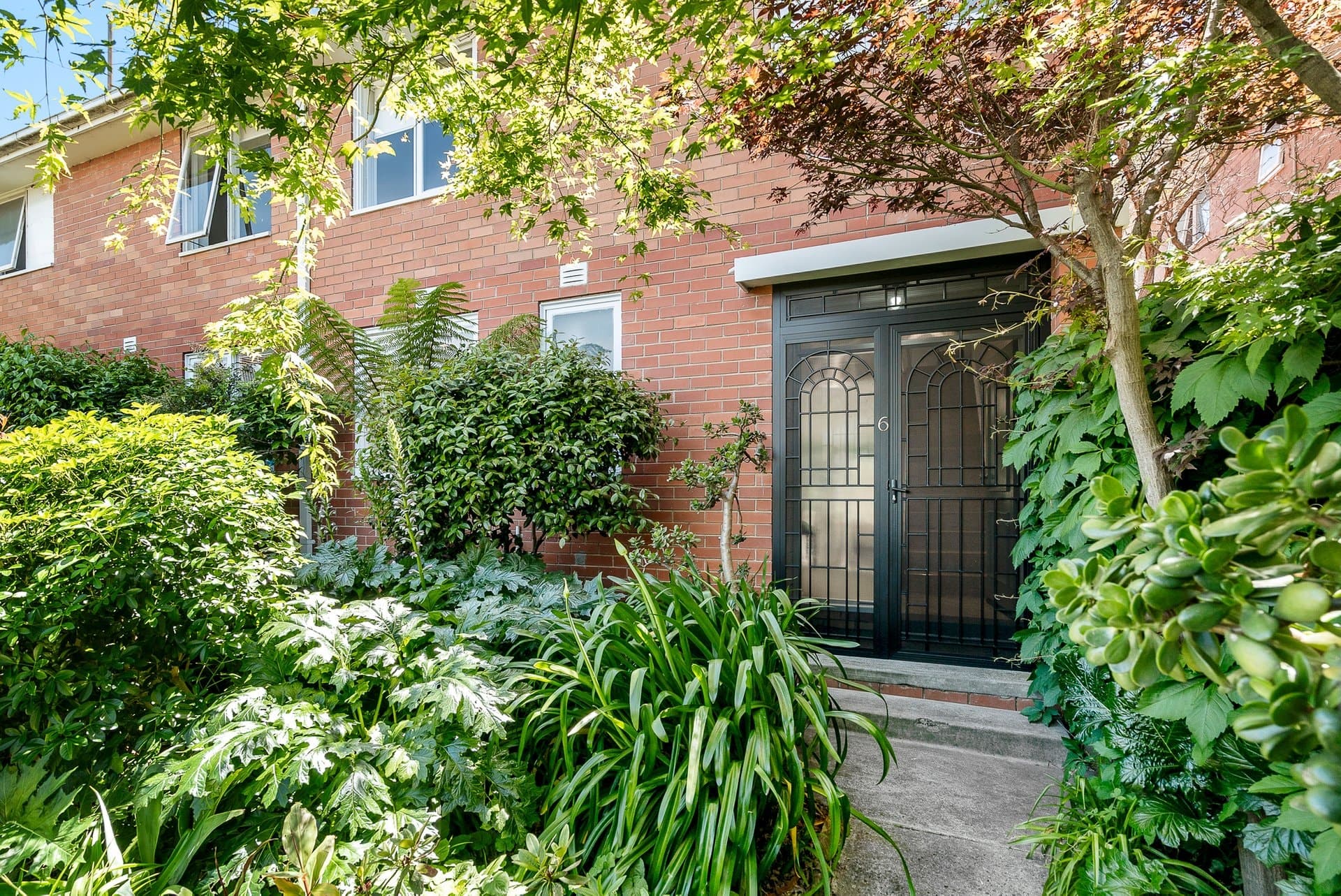 6/17 Como Avenue, South Yarra - Image 1