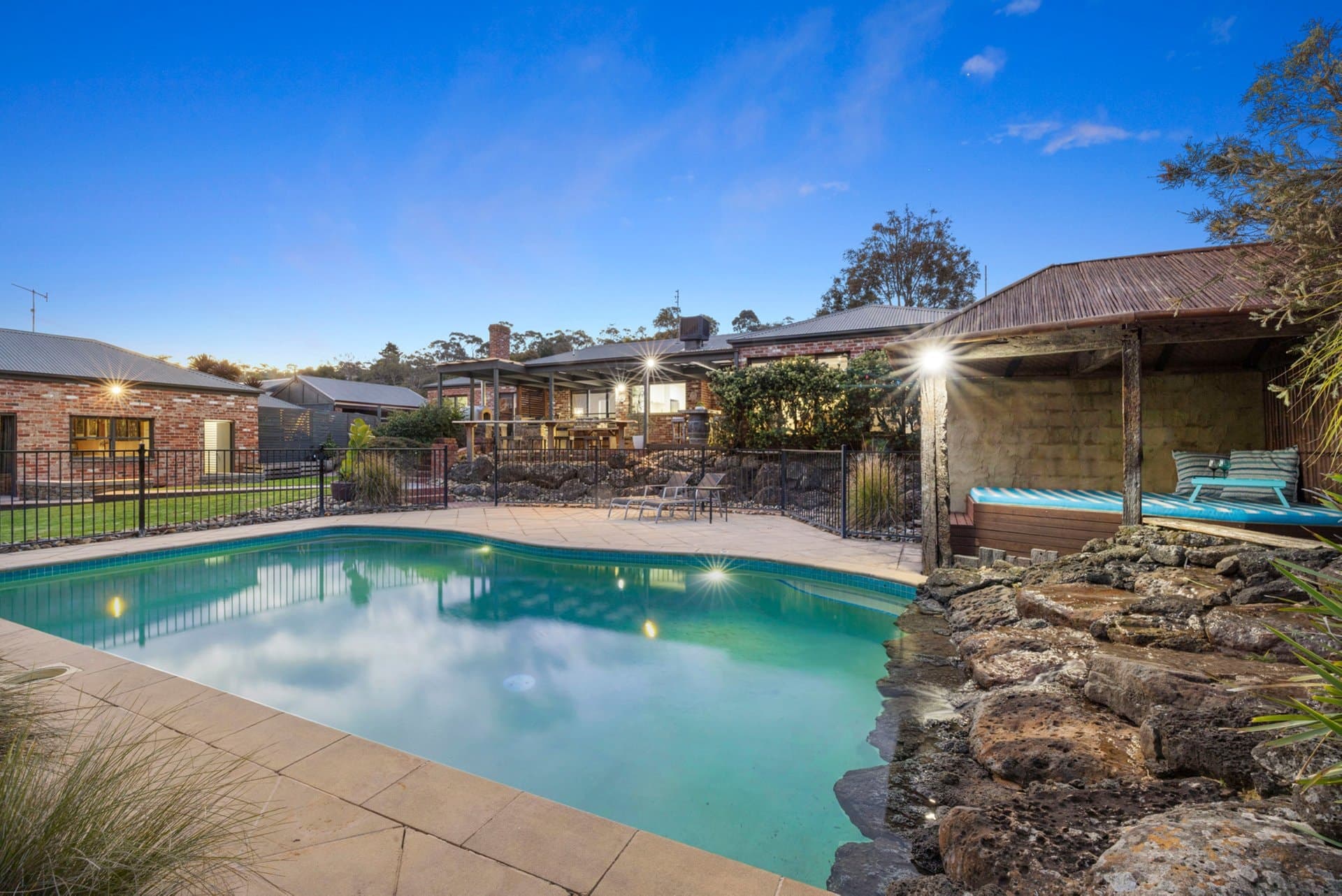 22-24 Claremont Street, Mount Eliza - Thumbnail 2