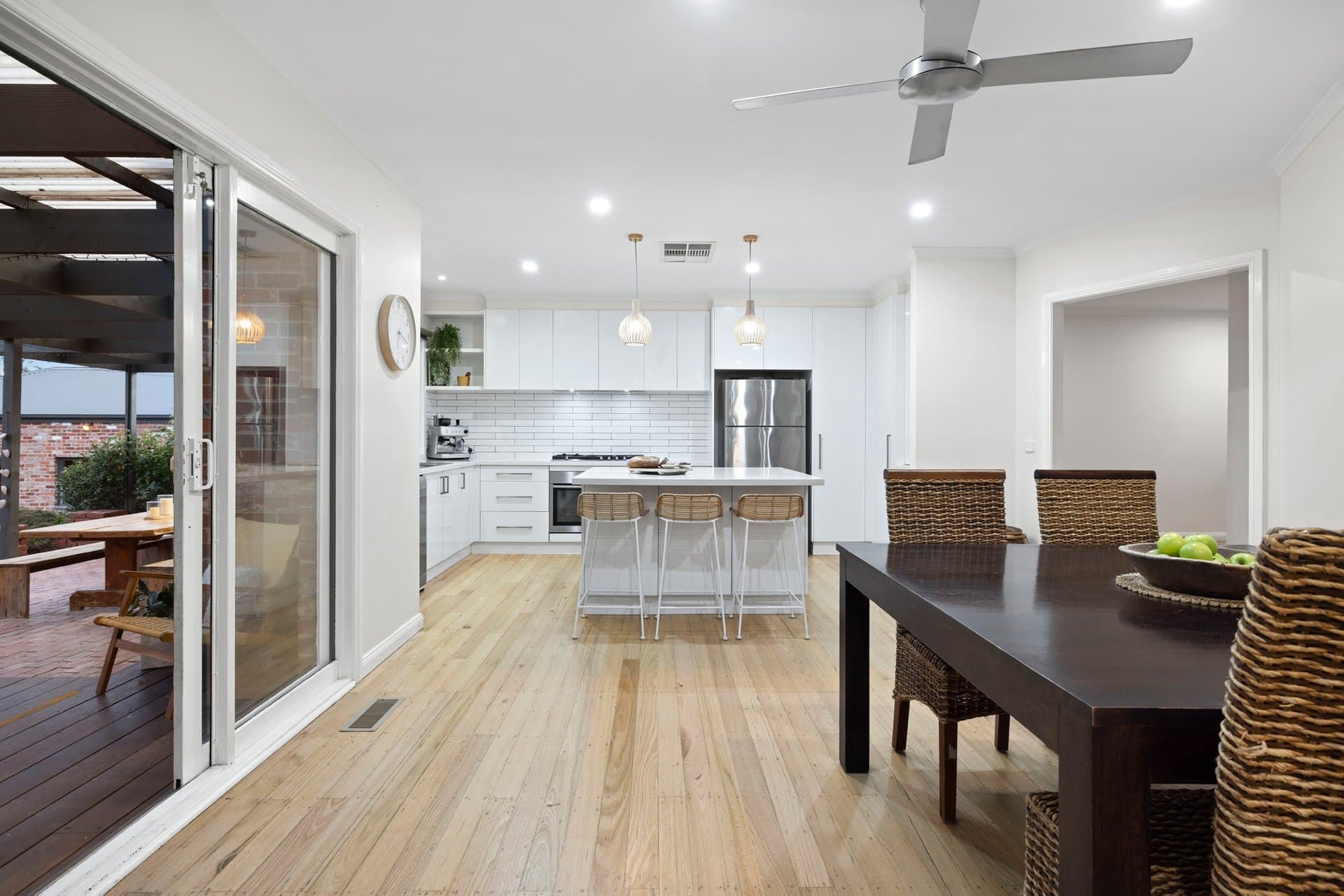 22-24 Claremont Street, Mount Eliza - Thumbnail 4