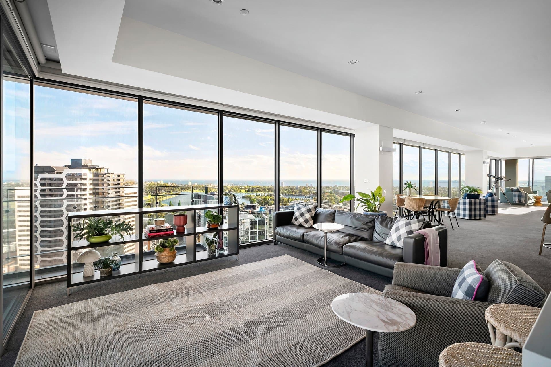 2705/368 St Kilda Road, Melbourne - Thumbnail 2