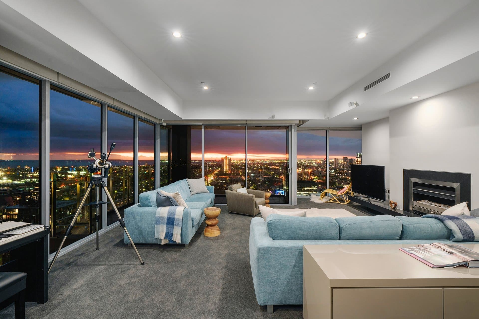 2705/368 St Kilda Road, Melbourne - Thumbnail 4