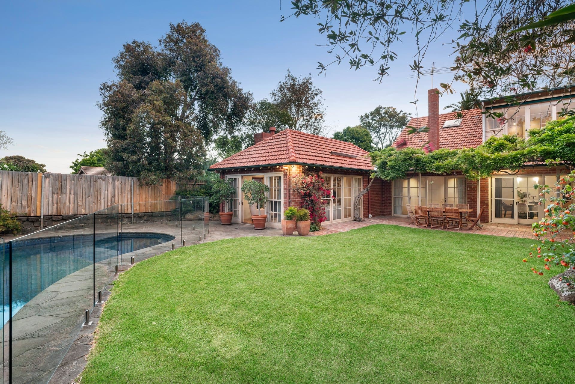 7 Neave Street, Hawthorn East - Thumbnail 2