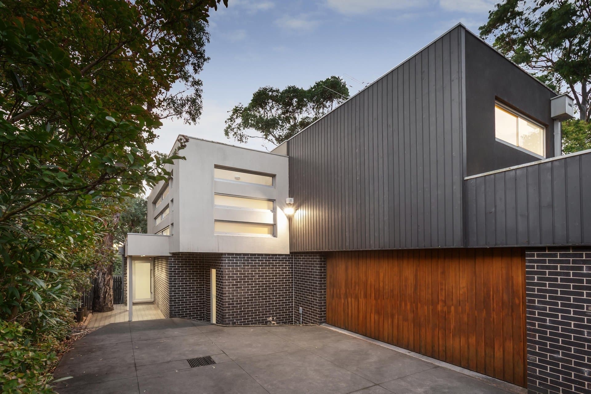 2/15 Elm Grove, Kew East - Image 1