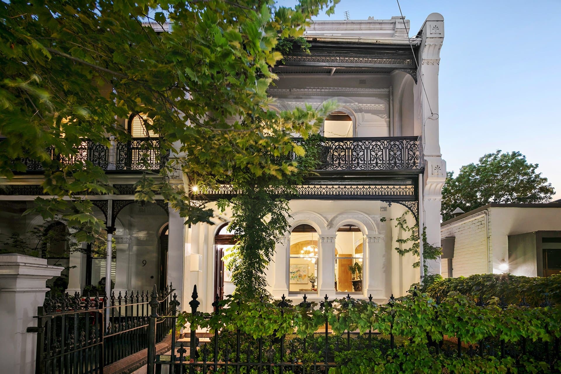 7 Acland Street, St Kilda - Image 1