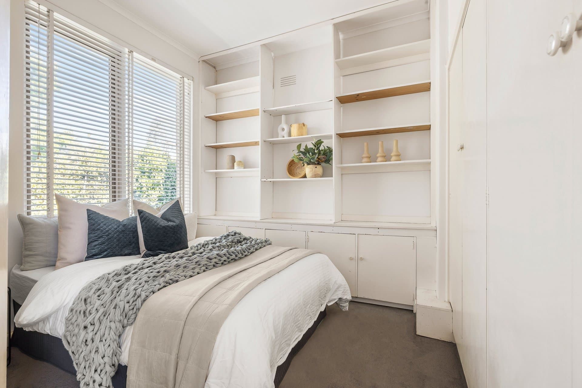 4/1 Mcmaster Court, Toorak - Thumbnail 6