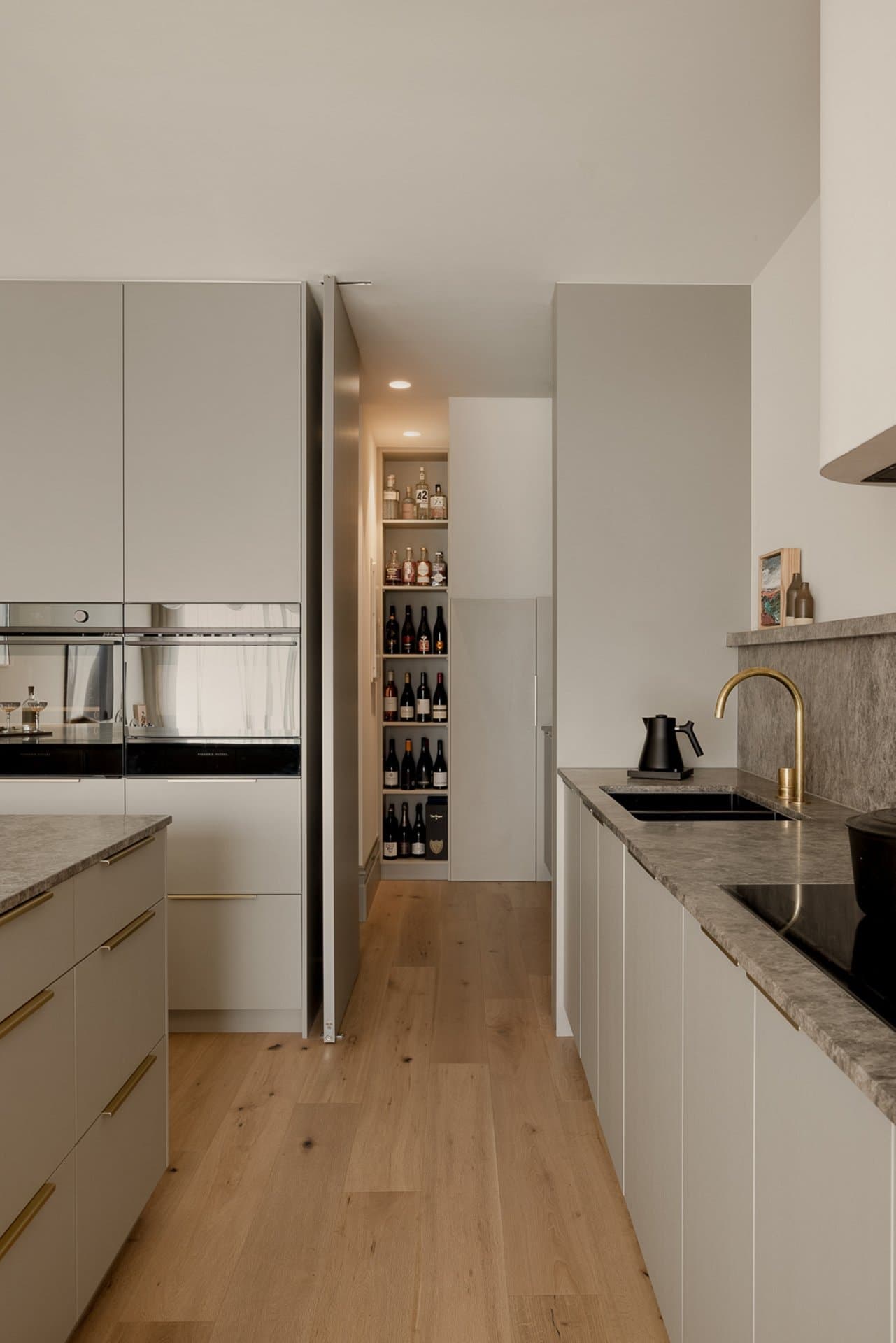 28 Young Street, Albert Park - Thumbnail 5