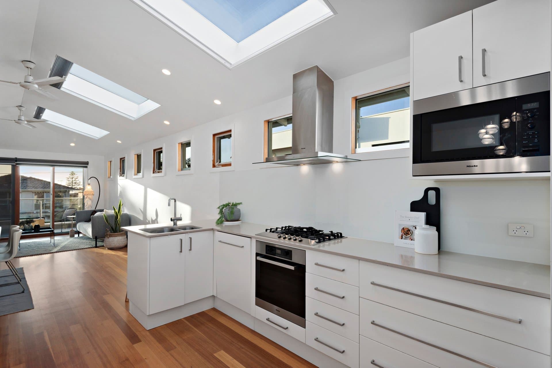 6A College Grove, Black Rock - Thumbnail 6