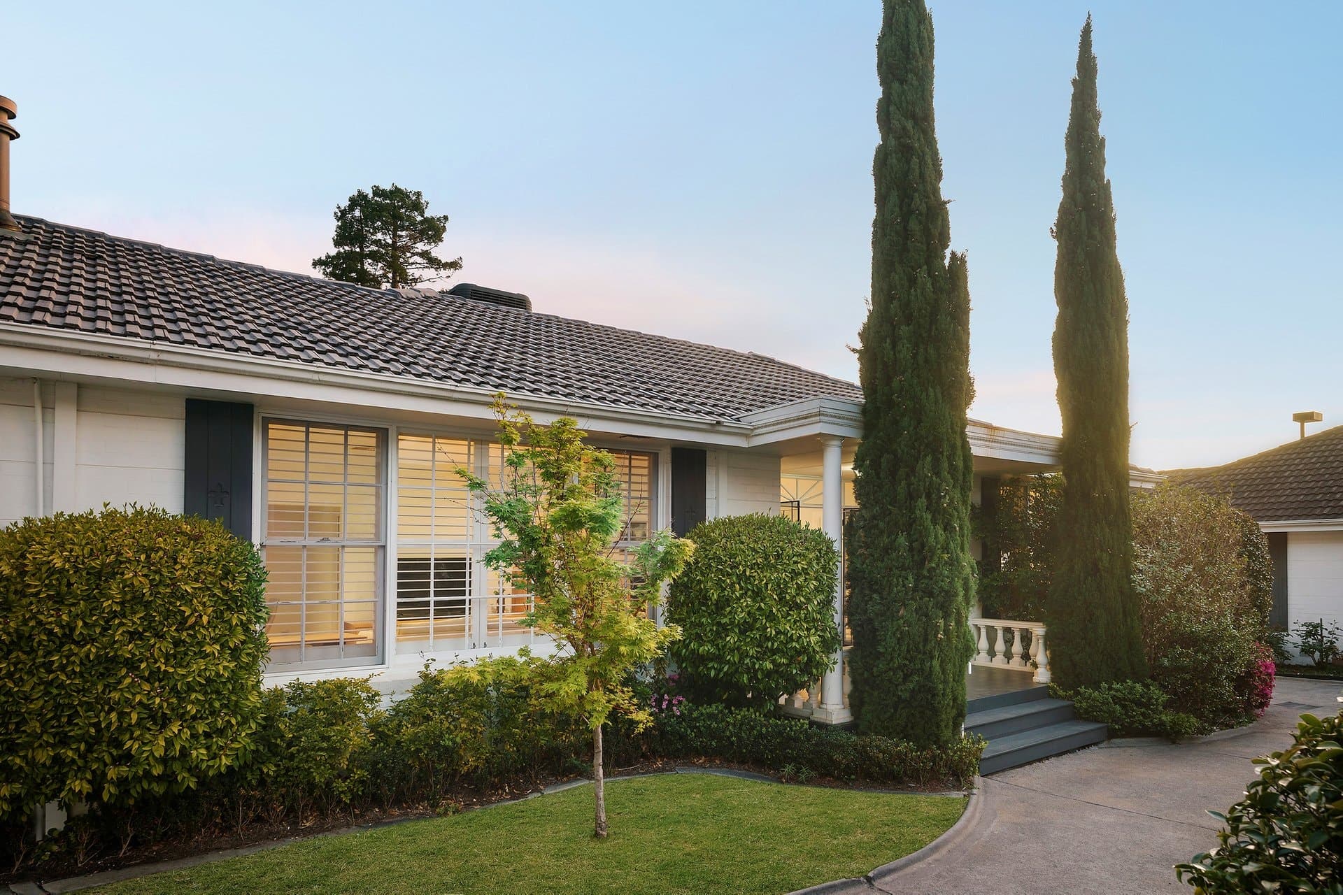 2/35 Victoria Avenue, Canterbury - Image 1