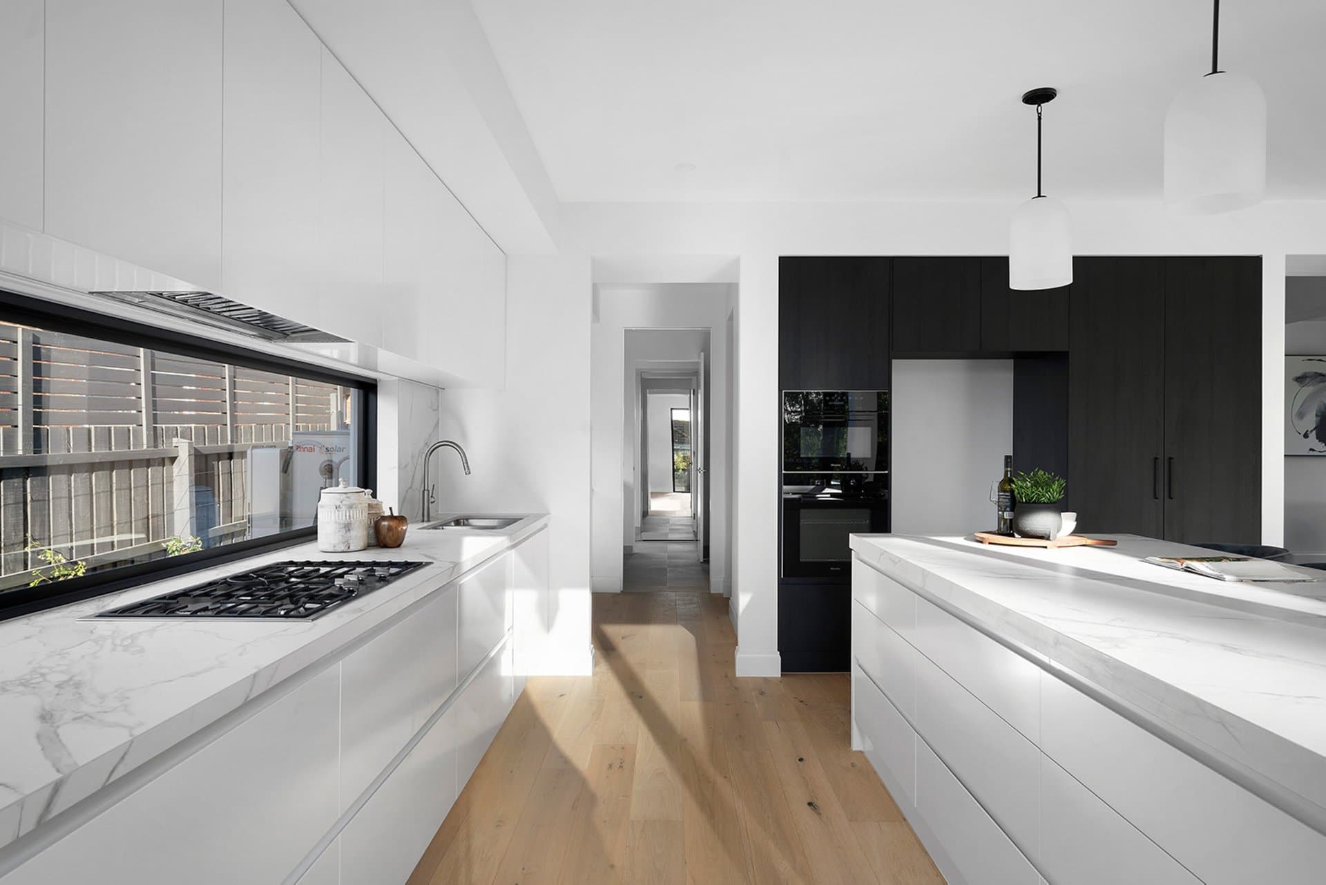10 Yeovil Road, Glen Iris - Thumbnail 6