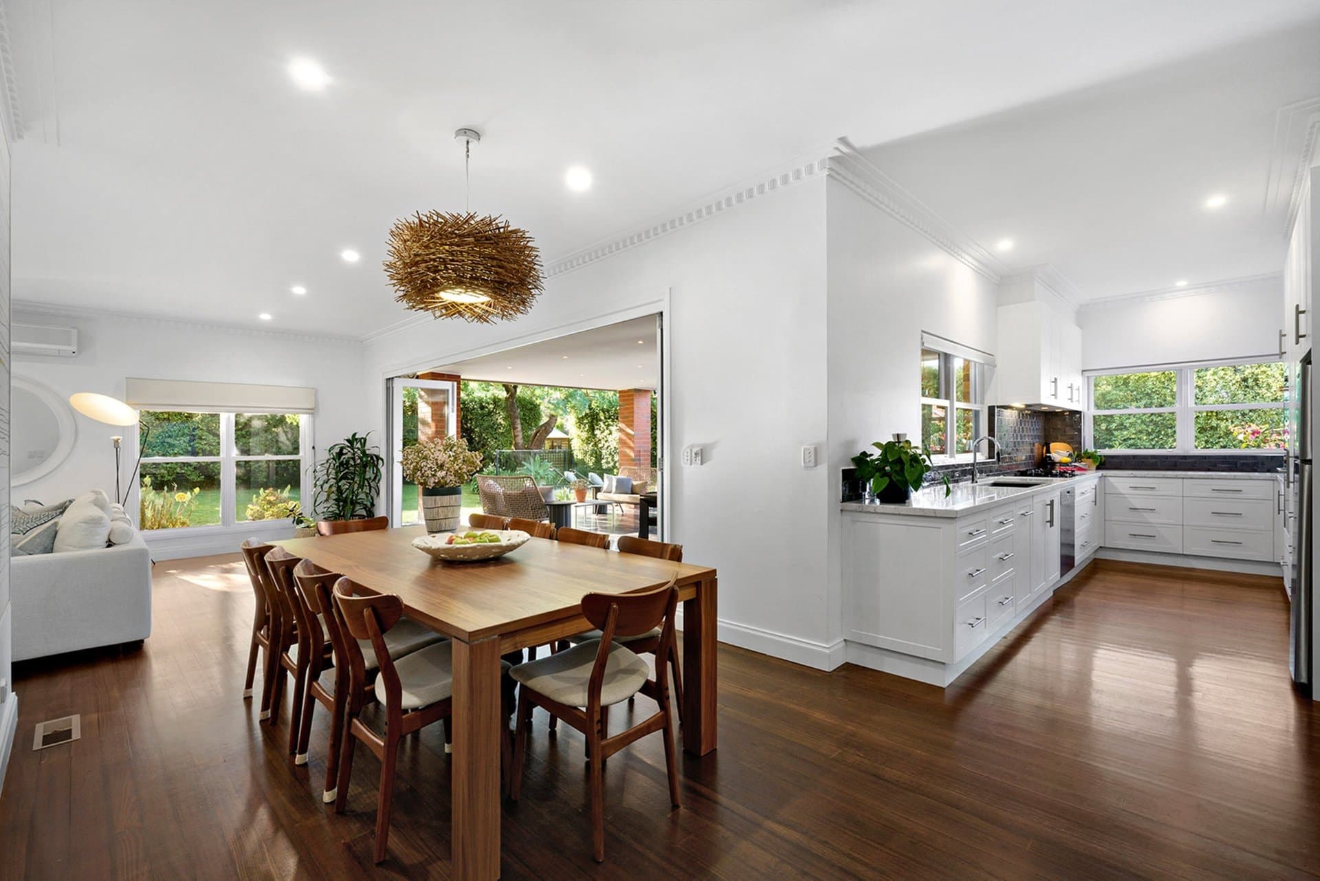 4 Godfrey Court, Surrey Hills - Thumbnail 6