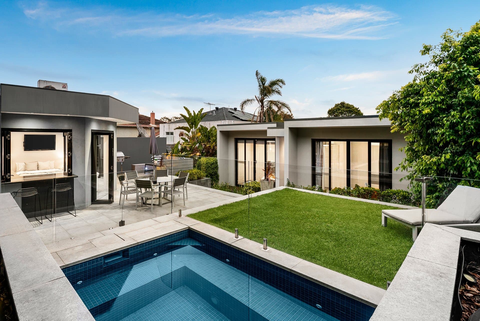 18 Hodgson Street, Kew - Thumbnail 2